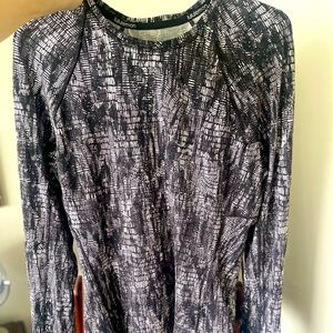 Lululemon long sleeve with thumb holes
